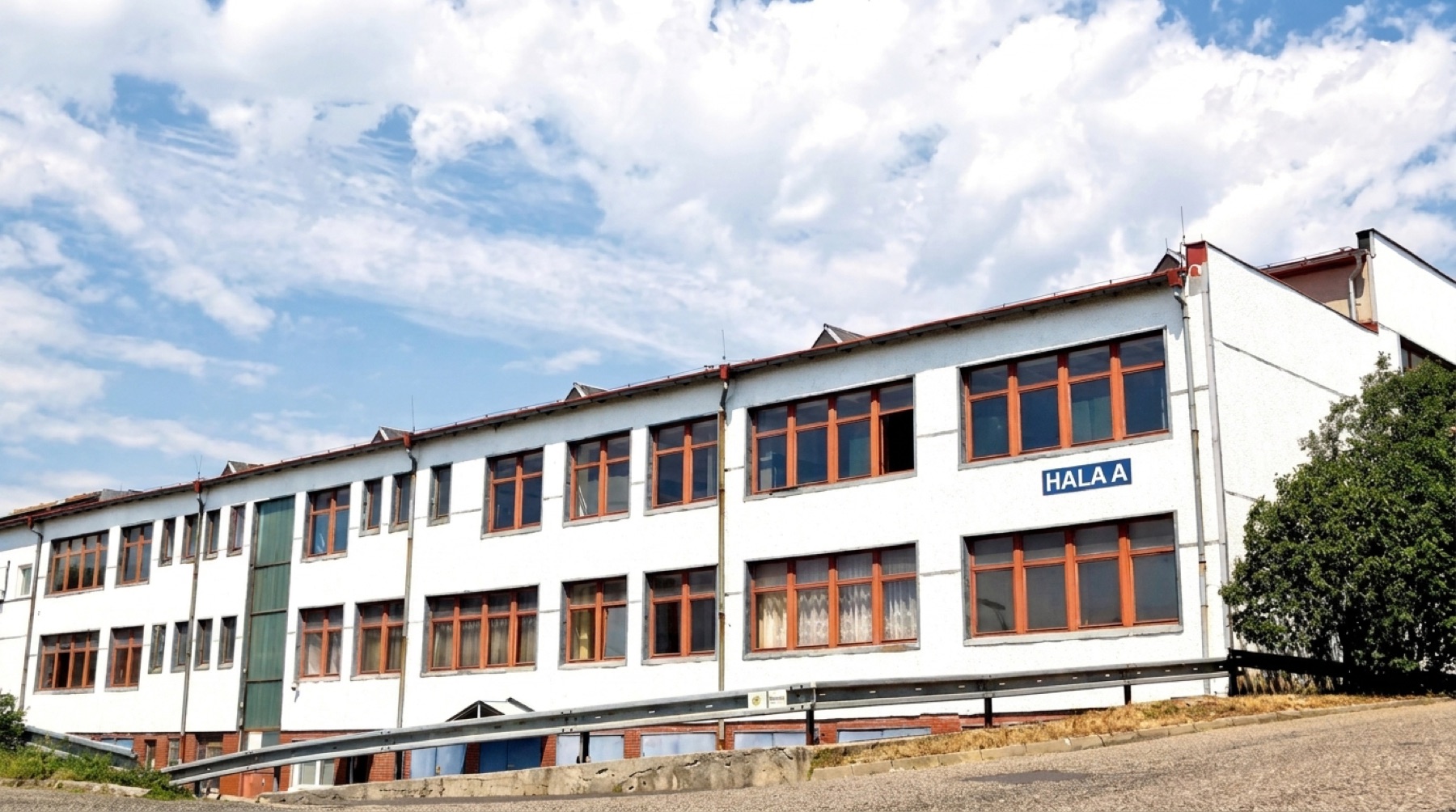 Výrobní závod ASTOS Machinery — Aš, Česká republika